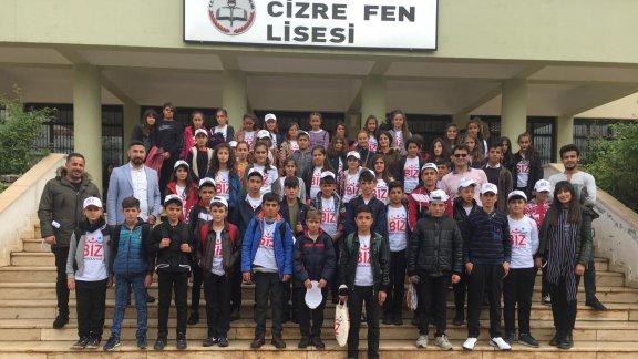 Biz Anadoluyuz Projesi Kapsamında İstanbul´a Giden Öğrencilerimizin Cizre Fen Lisesi Gezisi