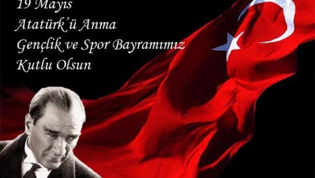 19 Mayıs Atatürk'ü Anma, Gençlik ve Spor Bayramı Çelenk Sunma Töreni